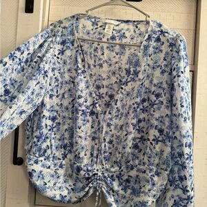 Floral Blue and White Women's Top